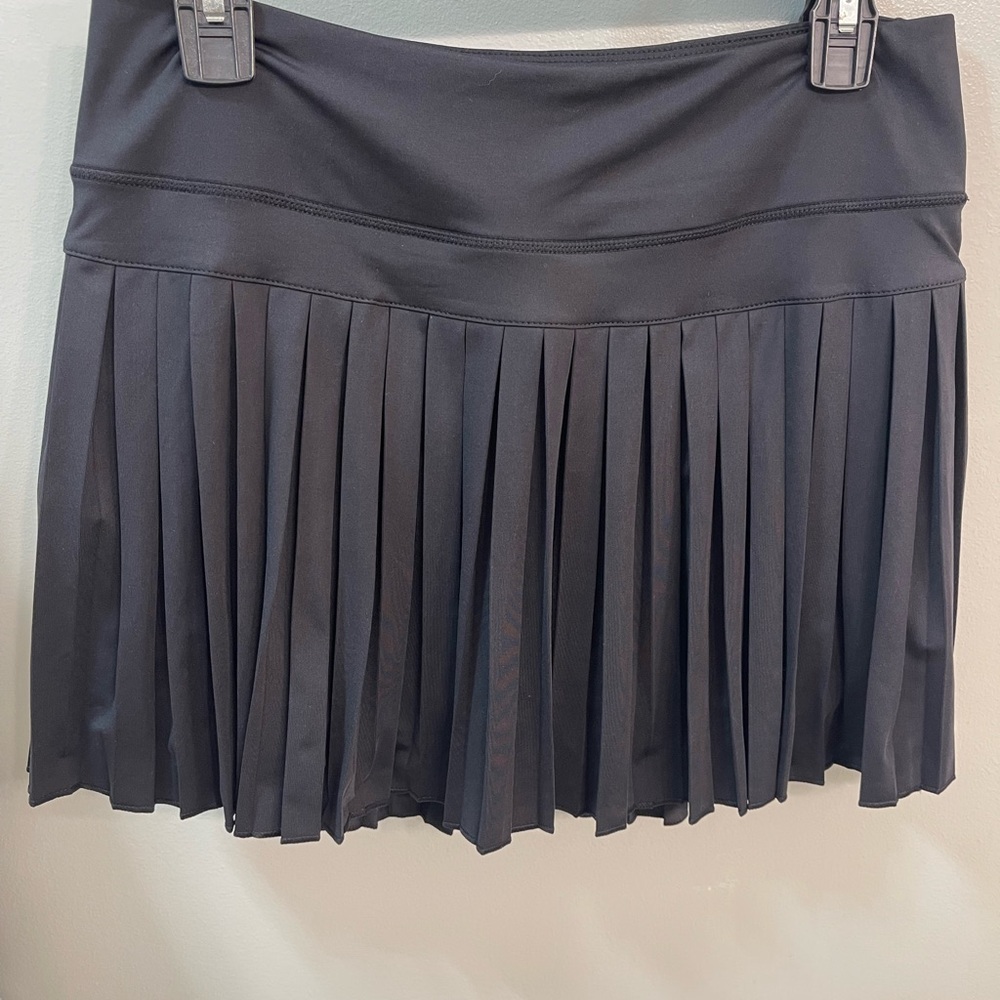 Black Pleated Athletic Women's Skirt
